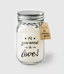 BIJLAGEDETAILS Black-White-scented-candles-All-you-need-is-love-